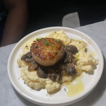 Mignonette - Seared Diver Scallop - New American Near Me - Miami, Florida