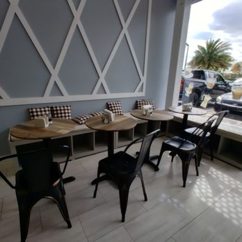 Eleon Pizza & Pastry - Pizza Near Me - Jacksonville, Florida