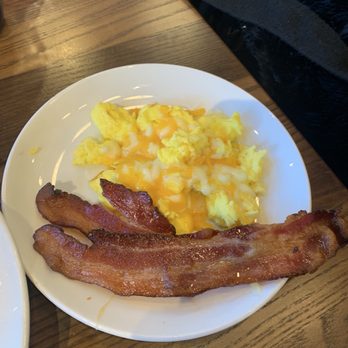Another Broken Egg Cafe - Eggs with cheese and bacon - Breakfast & Brunch Near Me - West Columbia, South Carolina