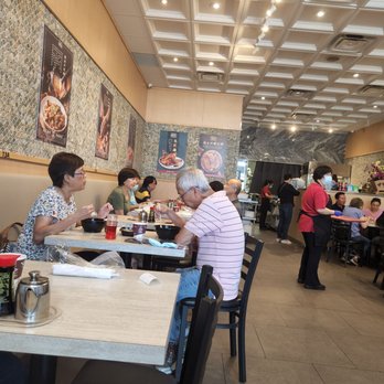 Hing’s Kitchen - Inside - Chinese Near Me - Markham, Ontario Hing’s Kitchen - Inside - Chinese Near Me - Markham, Ontario