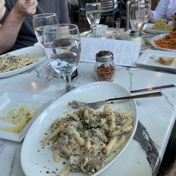La Forchetta Da Massi - Fettuccini with Italian sausage and mushrooms with a nice cream sauce. - Italian Near Me - Pueblo, Colorado La Forchetta Da Massi - Fettuccini with Italian sausage and mushrooms with a nice cream sauce. - Italian Near Me - Pueblo, Colorado