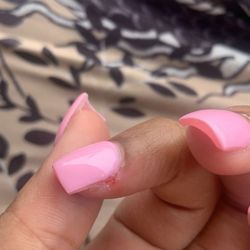 Lux Nails Spa