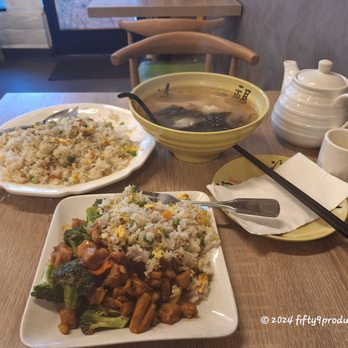 Tasty Xi'an - Chicken Fried broccoli, Əgg Fried Rice vegetable and Wong Tong soup and tea... so so good - Chinese Near Me - Diamond Bar, California