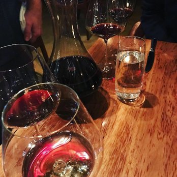 Smyth - Wines - New American Near Me - Chicago, Illinois