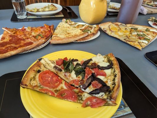 Antonio's Pizza by null