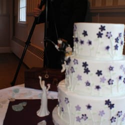 Hippie Chick Bakery - Our vanilla with chocolate frosting cake for our wedding