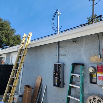 Honey Bee Electric - Electricians Near Me Honey Bee Electric - Electricians Near Me