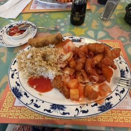 20. Sweet and Sour Chicken Lunch Special