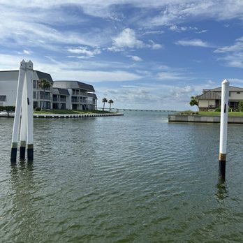 Gramma Dot's - Marina - Seafood Near Me - Sanibel, Florida