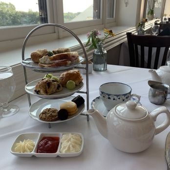 Ste Anne's Spa - Afternoon tea - Day Spas Near Me - Grafton, Ontario
