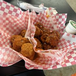 Spice Wing Brookshire - Cheezi & Korean BBQ flavored boneless wings