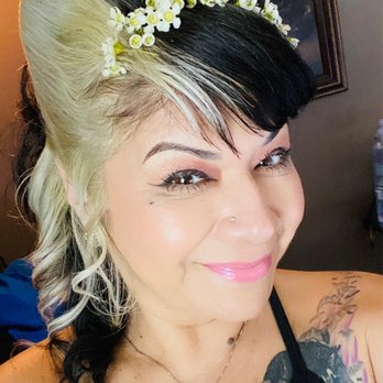 Atomic Style Lounge - Beehive hairstyle - Hair Salons Near Me - Las Vegas, Nevada Atomic Style Lounge - Beehive hairstyle - Hair Salons Near Me - Las Vegas, Nevada