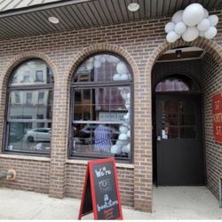 Sadie’s Books & Beverages - Outside