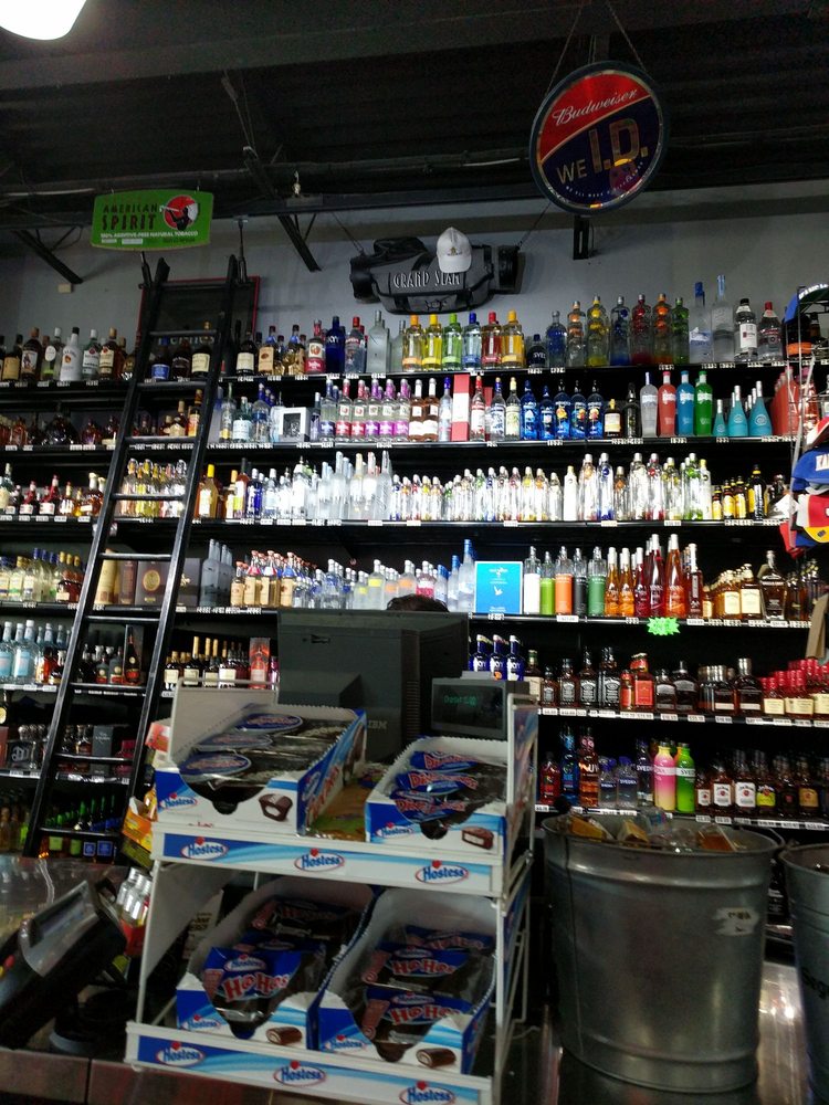 GRAND SLAM CONVENIENCE Updated October 2024 25 Reviews 631 Grand Blvd, Kansas City