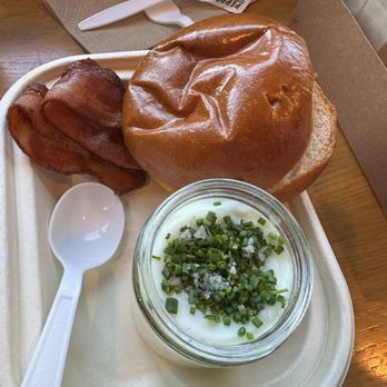 Eggslut - Slut - Breakfast & Brunch Near Me - Los Angeles, California Eggslut - Slut - Breakfast & Brunch Near Me - Los Angeles, California