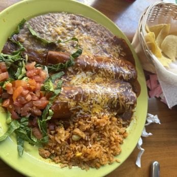 Casa Tequilas - Chicken Mole Enchiladas - Mexican Near Me - Denver, Colorado Casa Tequilas - Chicken Mole Enchiladas - Mexican Near Me - Denver, Colorado