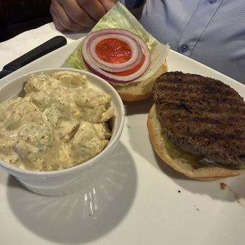 Spankie's - Spankies Burger and potato salad - American Near Me - Cookeville, Tennessee