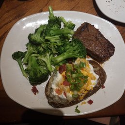 Steakhouse special, 6 ounce steak, 2 sides, salad or soup, and cheesecake. Great deal Steakhouse special, 6 ounce steak, 2 sides, salad or soup, and cheesecake. Great deal