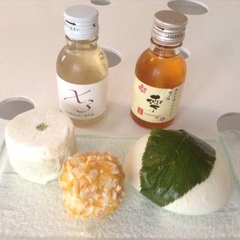 Fromagerie Hisada - Chevre au Wasabi / Chevre au Yuzu / Sakura Mochiko - Cheese Shops Near Me - Paris 01, 75