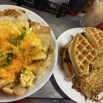 The Rusty Rooster - Breakfast Nachos - Breakfast & Brunch Near Me - Lake Ozark, Missouri