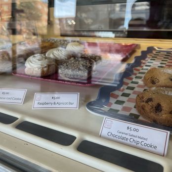 Bonbon Bakeshop - Bakeries Near Me - Skokie, Illinois Bonbon Bakeshop - Bakeries Near Me - Skokie, Illinois