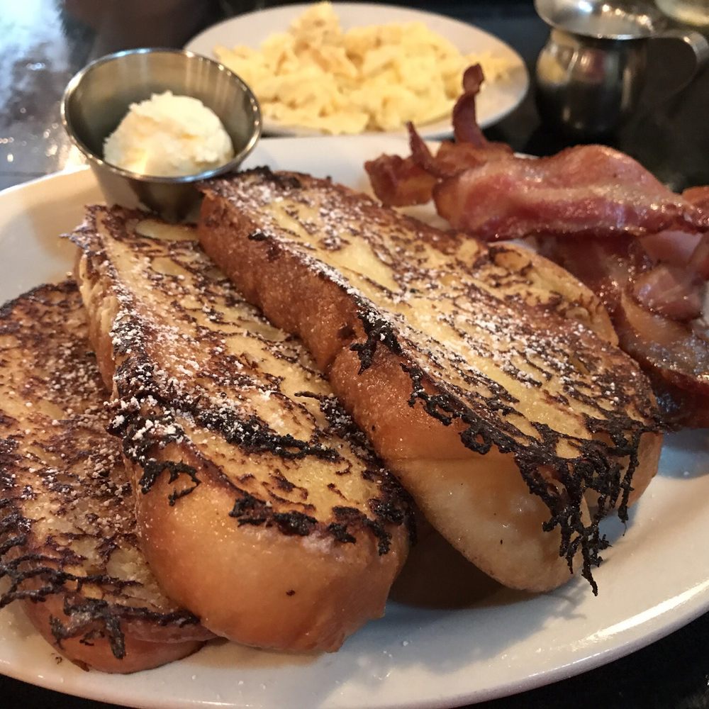 The Committed Pig - Flavorless, soggy, French toast and nasty inedible bacon. But looks pretty. - Breakfast & Brunch Near Me - Morristown, New Jersey