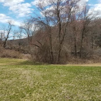 River Park - Kayak / canoe launching area on far right, welcome sign on left. - Parks Near Me - Coventry, Connecticut