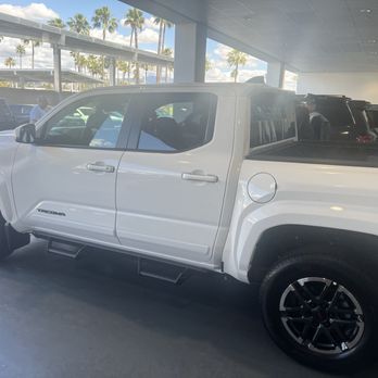 Tustin Toyota - Car Dealers Near Me - Tustin, California Tustin Toyota - Car Dealers Near Me - Tustin, California