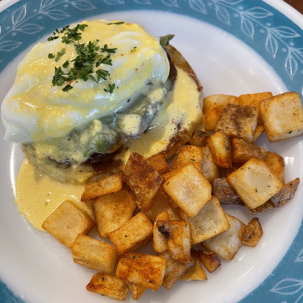Half an order of chorizo eggs Benedict they were so nice to split it for us. Half an order of chorizo eggs Benedict they were so nice to split it for us.