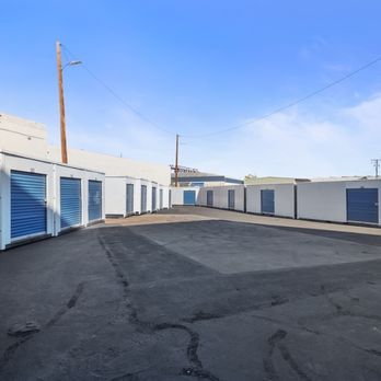 US Storage Centers - US Storage Centers Vernon - Exterior Units - Self Storage Near Me - Vernon, California US Storage Centers - US Storage Centers Vernon - Exterior Units - Self Storage Near Me - Vernon, California
