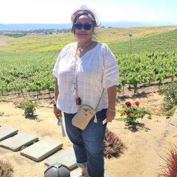 Best Coast Tours - Calloway Winery - Bus Tours Near Me