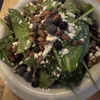 Midlothian Chef's Kitchen - Goat cheese and blueberry salad - New American Near Me - Richmond, Virginia