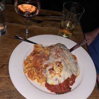 Saggio - Chicken Parmigiana - Italian Near Me - New York, New York Saggio - Chicken Parmigiana - Italian Near Me - New York, New York