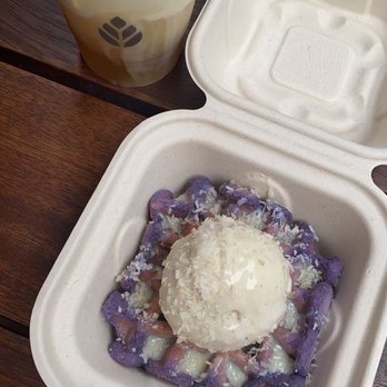 Milk Tea People - Ube Wafchi & Hojicha Vanilla Sweet Cream - Tea Rooms Near Me - Denver, Colorado