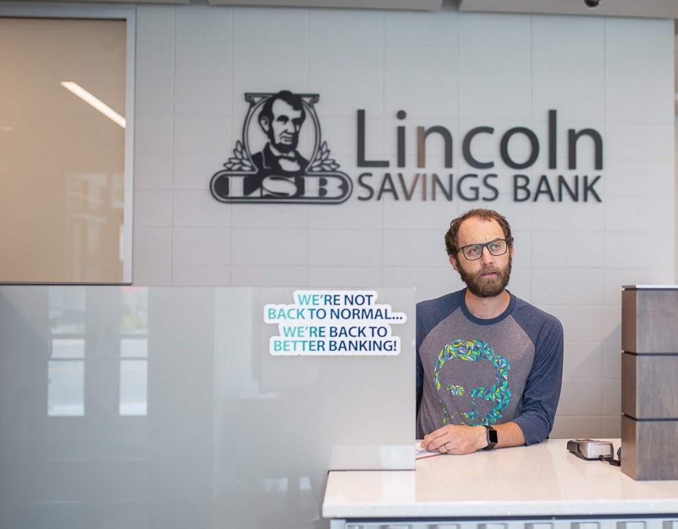 LINCOLN SAVINGS BANK 312 Nile Kinnick Dr, Adel, Iowa Banks & Credit