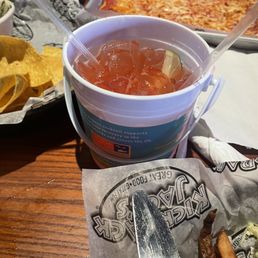 Strawberry mango bucket drink Strawberry mango bucket drink
