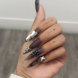Kaws nails Halloween Stiletto  XL