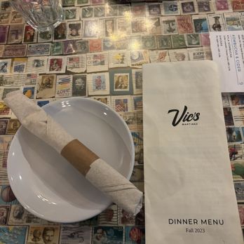 Vic's - Table Spread (Fall 2023) - Breakfast & Brunch Near Me - Martinez, California Vic's - Table Spread (Fall 2023) - Breakfast & Brunch Near Me - Martinez, California