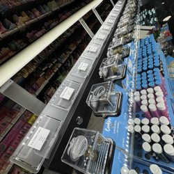 Royalty Smoke Shop