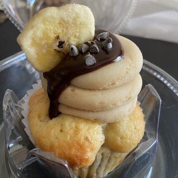 Dangling Carrot Confections - Banana cupcake - Bakeries Near Me - Santa Clarita, California