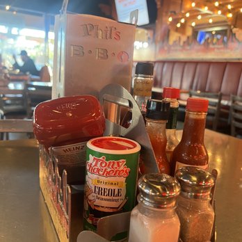 Phil's BBQ - Barbeque Near Me - San Diego, California
