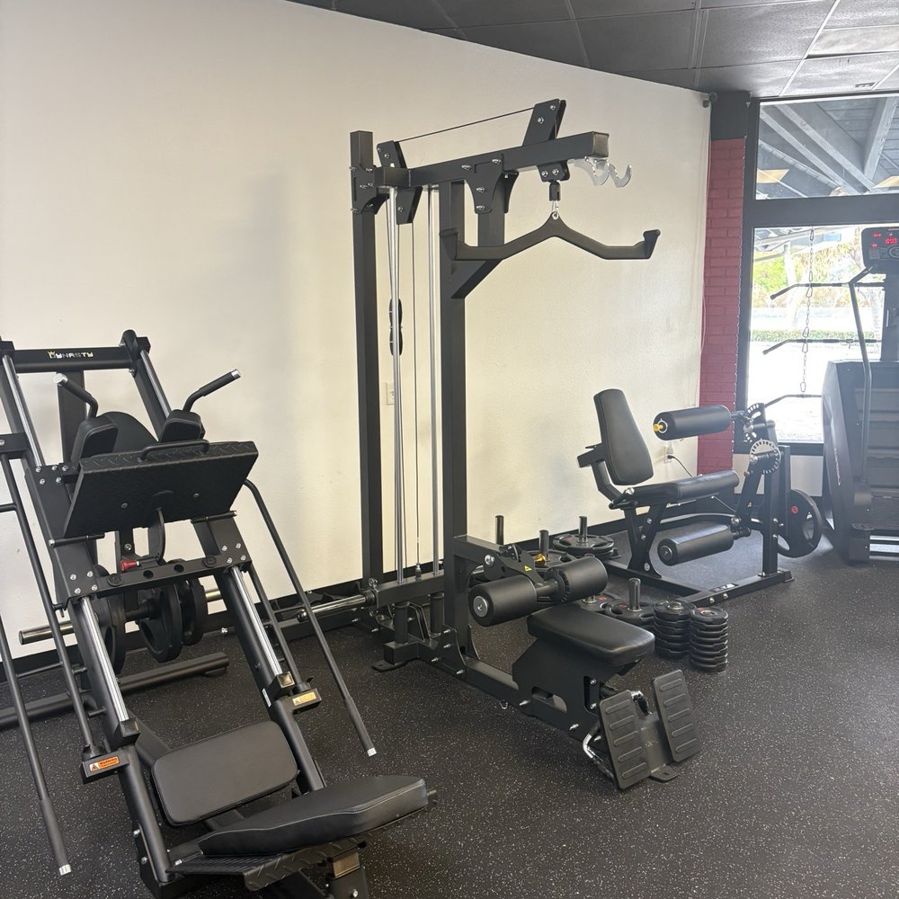 Varsity Fitness - Trainers Near Me - Long Beach, California Varsity Fitness - Trainers Near Me - Long Beach, California