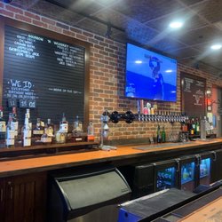 Jim 'N Nick's Bar-B-Q - Bar