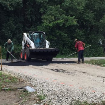 J&S Paving - At the beginning of our 60' driveway - Masonry/Concrete Near Me - Carol Stream, Illinois