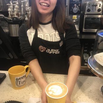 Blenz Coffee - Beautiful crafty latte but nice staff!!! - Coffee & Tea Near Me - Vancouver, British Columbia