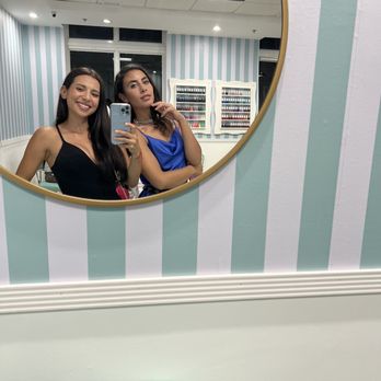 Speranza Nails Boutique - Nail Salons Near Me - Coral Gables, Florida Speranza Nails Boutique - Nail Salons Near Me - Coral Gables, Florida