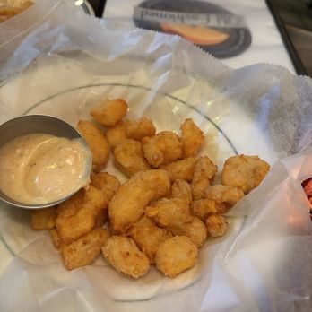 The Old Fashioned - Cheese curds. The order comes with more than this...they got eaten quickly! - American Near Me - Madison, Wisconsin