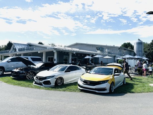 Birdhouse Coffee by null