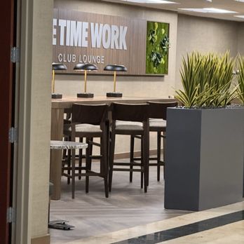 Life Time - Lounge - Gyms Near Me - Chesterfield, Missouri