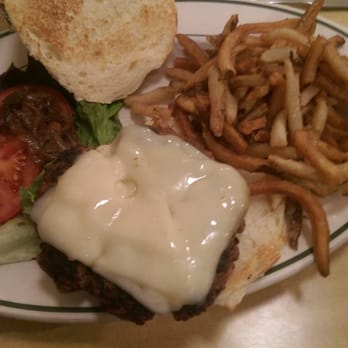 The Senator - Breakfast & Brunch Near Me - Toronto, Ontario